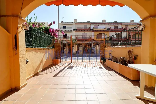 Triplex de 4 habitaciones, 3 baños, jardin y solarium. a solo 450 m del mar, los narejos, los alcazares, Murcia — 35
