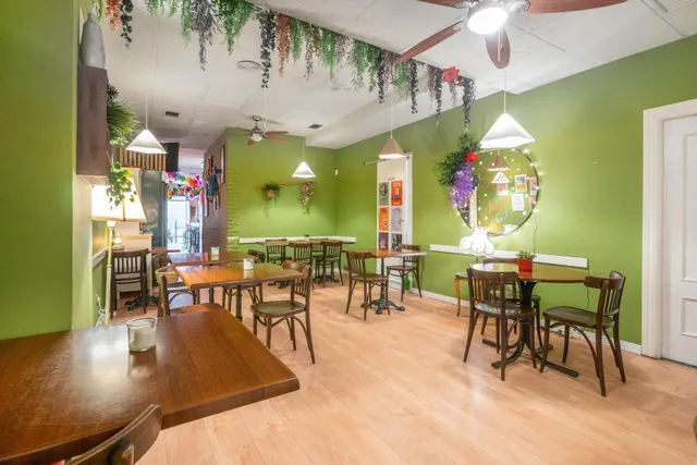 Oportunidad de Traspaso: Bar Restaurante en Funcionamiento en Oviedo — 7