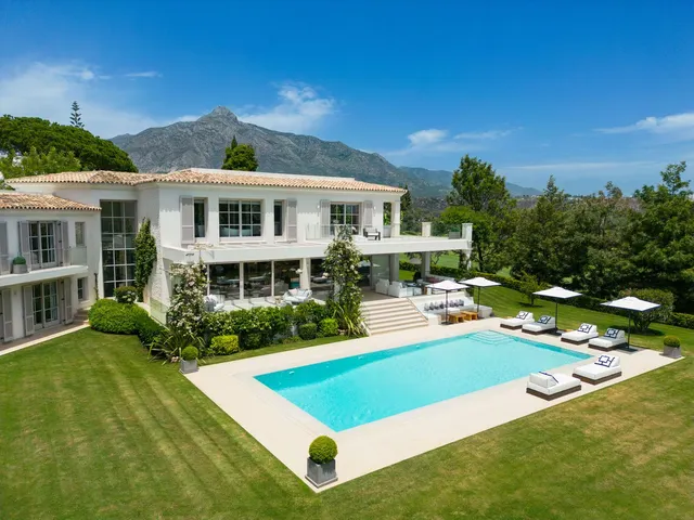 Chalet 6 habitaciones 702m² en venta - Marbella — 50