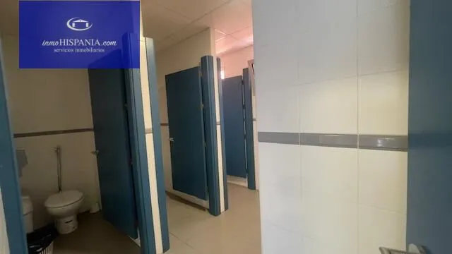 Se vende o alquila local totalmente diafano en Zona Franca — 13