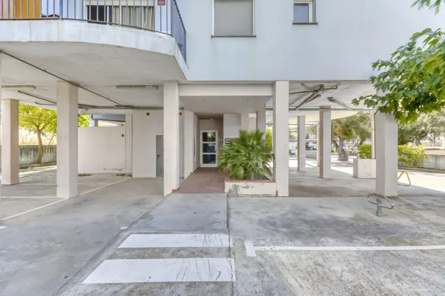 ATICO DUPLEX CON VISTAS A SOLO 150 M DE LA PLAYA — 45