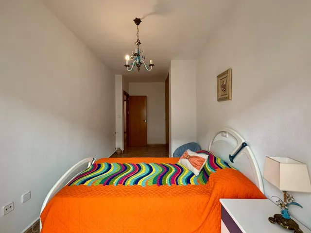 Dúplex de 4 dormitorios con patio y cochera en una de las mejores zonas de Molina — 31