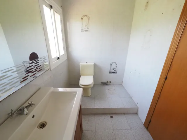 SE VENDE CASA INDEPENDIENTE EN OLESA DE BONESVALLS — 26