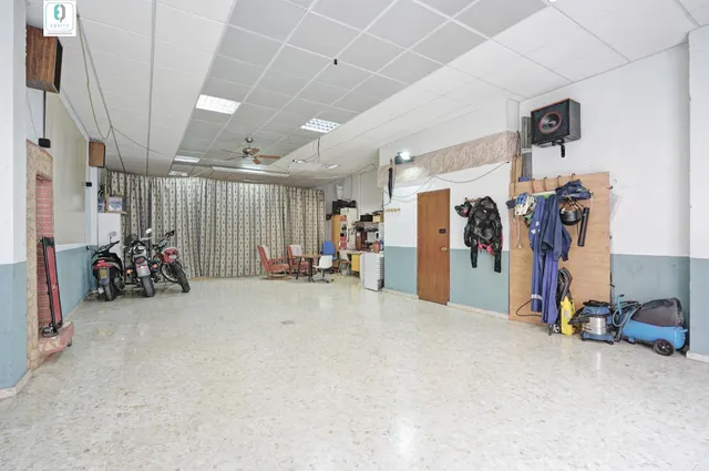 LOCAL COMERCIAL EN EL CENTRO DE ARMILLA — 2