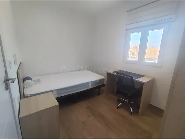 PISO REFORMADO EN ALQUILER POR habitaciones | 4 habitaciones — 3