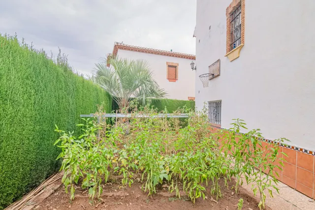 ¡AMPLIA CASA DE 4 DORMITORIOS, 3 BAÑOS Y CALEFACCIÓN CENTRAL EN LA ZUBIA! ✨ — 43
