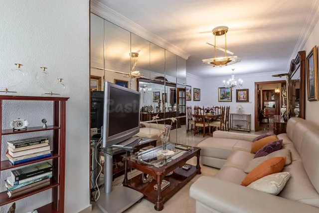 ¡Magnífico piso en venta en la zona de Mondragones, Granada! - foto 5