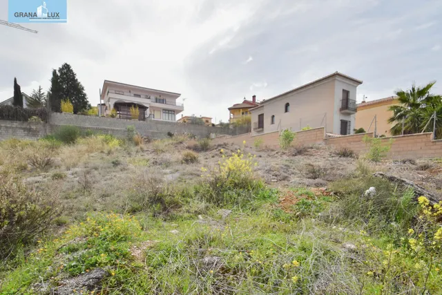 PARCELA EDIFICABLE EN EL BARRIO DE MONACHIL — 9