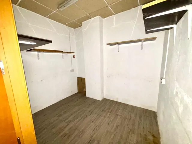 LOCAL COMERCIAL EN LA UNIÓN — 12