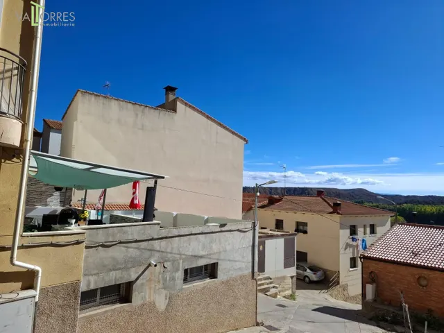 Vivienda con tres dormitorios y dos baños. En el barrio pedáneo de San Blas con plaza de garaje y trastero — 20