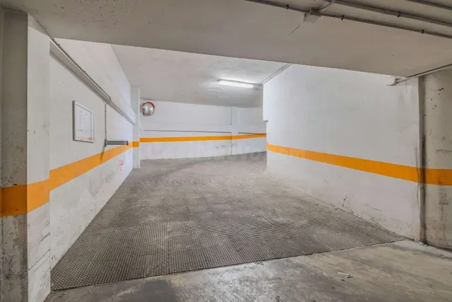 Garaje 13m² en venta - Centro - foto 5