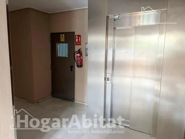 MUY LUMINOSO CON PISCINA, GARAJE Y TRASTERO — 35
