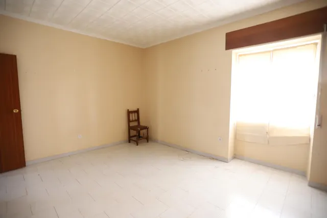 CASA PARA REFORMA ÍNTEGRA PRÓXIMA A PLAZA DEL ARENAL CON 375 m2 DE PARCELA Y 225 m2 DE PATIO — 28