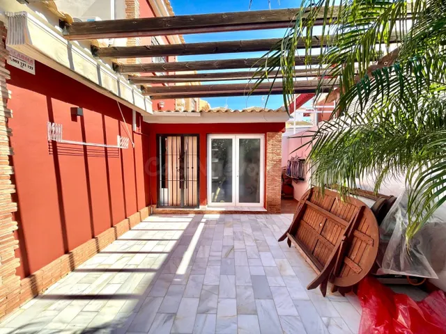 Casa 4 habitaciones 155m² en venta - La Torre de la Horadada - foto 2