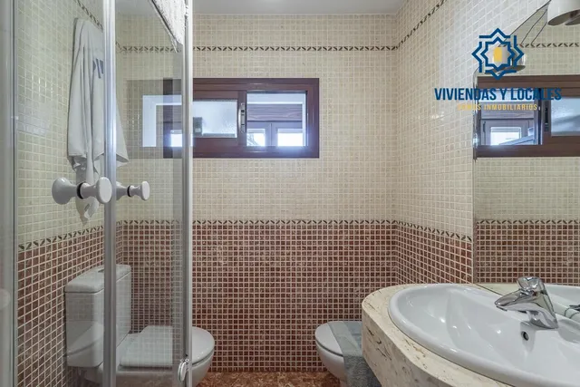 Chalet Exclusivo en Camino Bajo de Huétor — 20