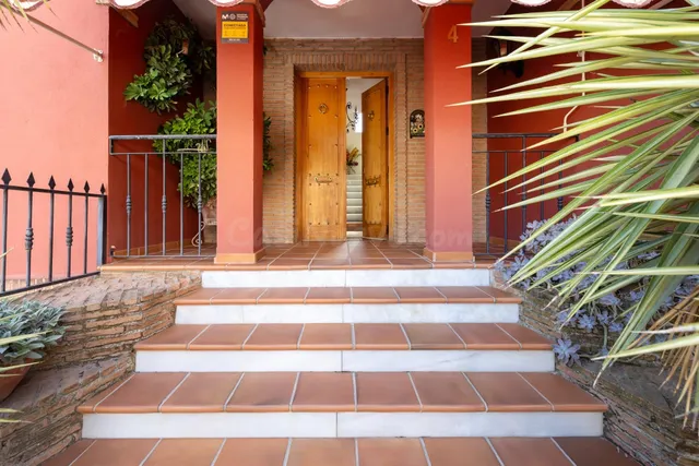 Preciosa casa en Ambroz lista para entrar - foto 4