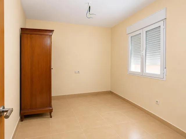 PISO CON MAS PASILLO QUE EN EL RESPLANDOR — 9