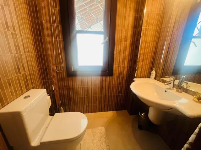 Villa 4 habitaciones 360m² en venta - Jerónimo Y Avileses — 13