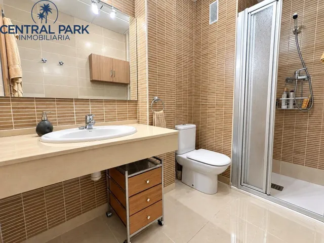 Vivienda en el centro de Salou, junto al paseo Miramar y club Náutico. — 13