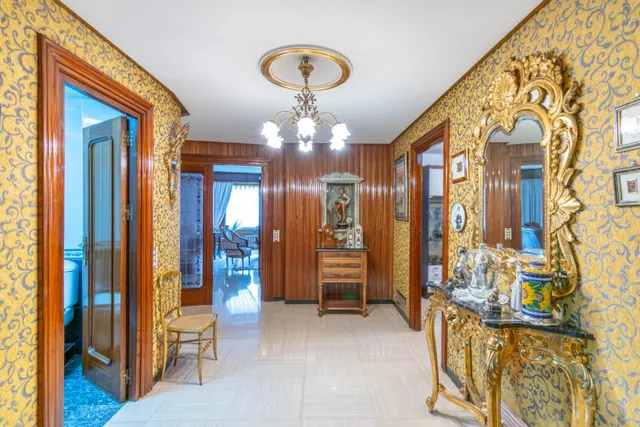 ESPECTACULAR VIVIENDA EN ACERA DEL DARRO — 47