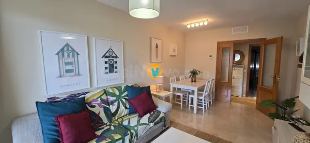 ¡Exclusiva vivienda en primera línea de playa en La Cala de  - foto 2