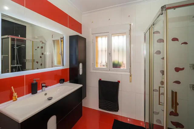 Villa  de 5 dormitorios en venta en Orba, Costa Blanca. — 22