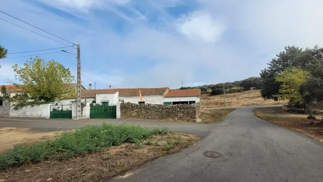 ¡¡¡CASA CON JARDIN EN VENTA EN FRADES DE LA SIERRA!!! — 39