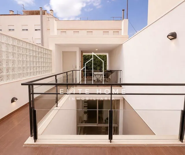 EXCLUSIVA VIVIENDA DE DISEÑO EN EL CENTRO DE CASTELLÓN — 35