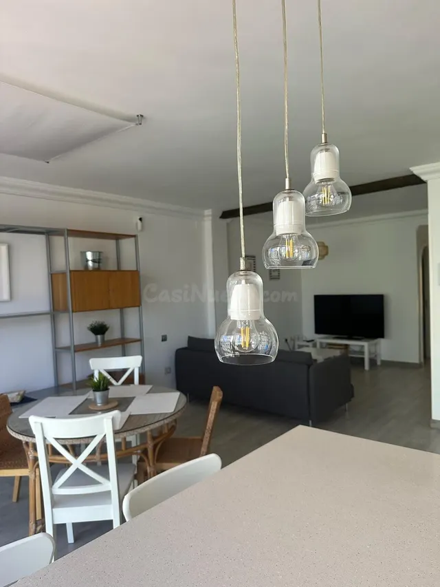 Gran apartamento de dos habitaciones y dos baños, a dos paso - foto 2