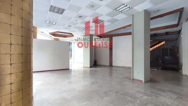 ESPECTACULAR LOCAL COMERCIAL EN EL CENTRO DE OURENSE. — 7