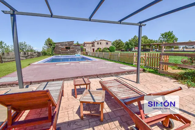 ESPECTACULAR masía, reformada y equipada con piscina, pádel, - foto 5