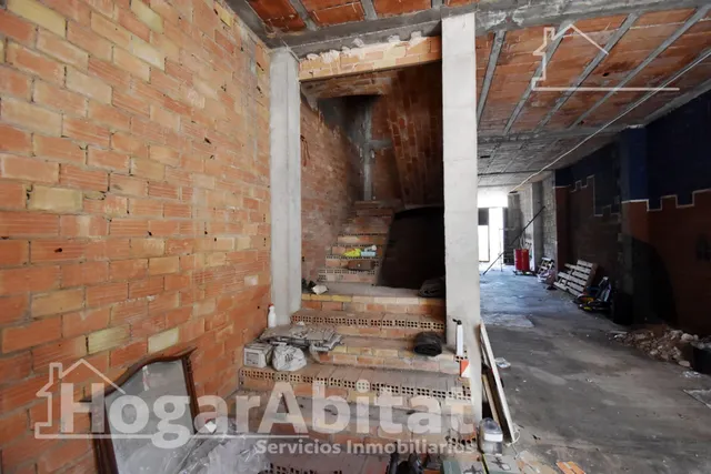 Gran patio privado y proyecto para diseñar tu casa unifamiliar en el centro urbano — 35