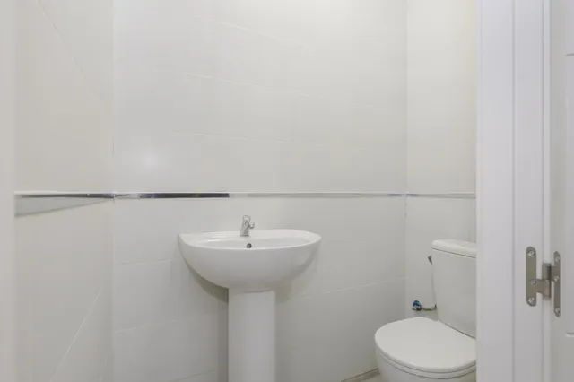 Local comercial en una ubicación estupenda! — 13