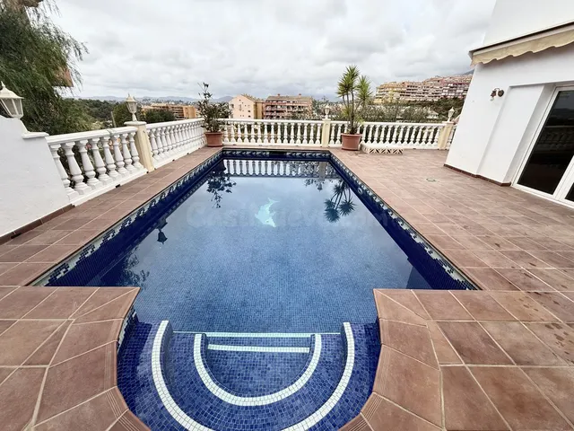 Chalet 6 habitaciones 300m² en venta - Centro - foto 3