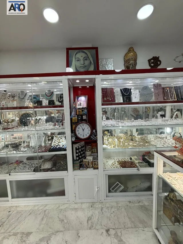 Traspaso Negocio Joyería y reparación de relojes y joyas — 17