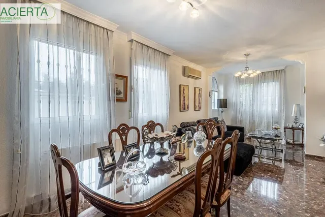 Fantástica casa en bola de oro — 10