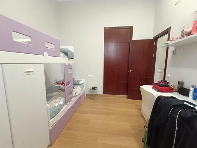 AMPLIO PISO ZONA CENTRO CÁDIZ — 19
