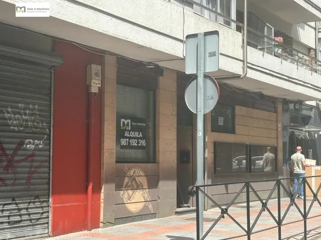 LOCAL CENTRICO ACONDICIONADO — 7