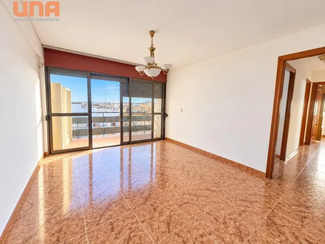 Piso en Avenida de Carlos III con plaza de garaje incluida — 3