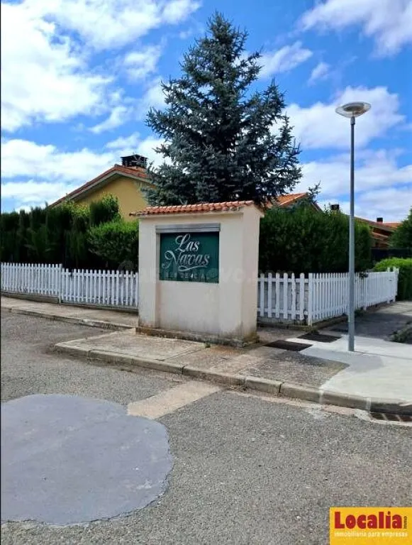 Obra parada en Rioseras, Burgos - foto 2