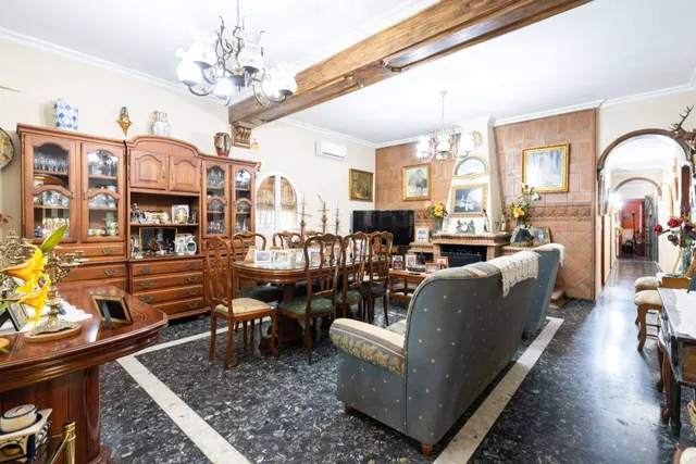 Chalet y parcela segregable en Palomares del Río — 13