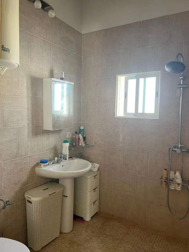 Impresionante chalet con casa invitados y cuadra privada más piscina — 16