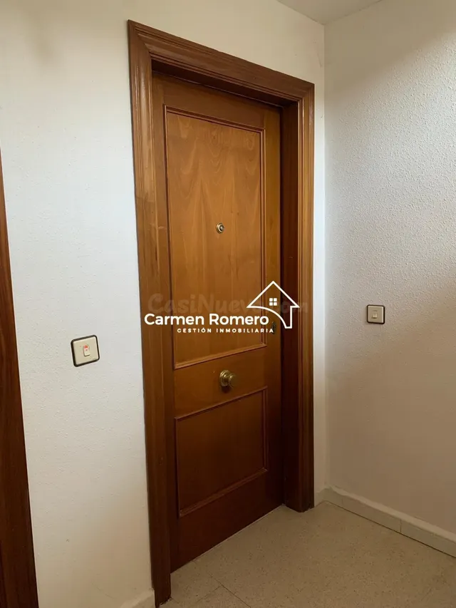 Piso en Venta a 13 km de Salamanca - Ideal para Parejas Jóve - foto 2