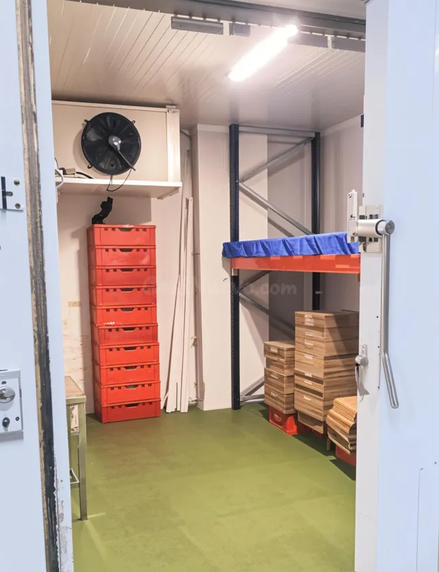 NAVE OBRADOR EN LES MASIES DE RODA - foto 3