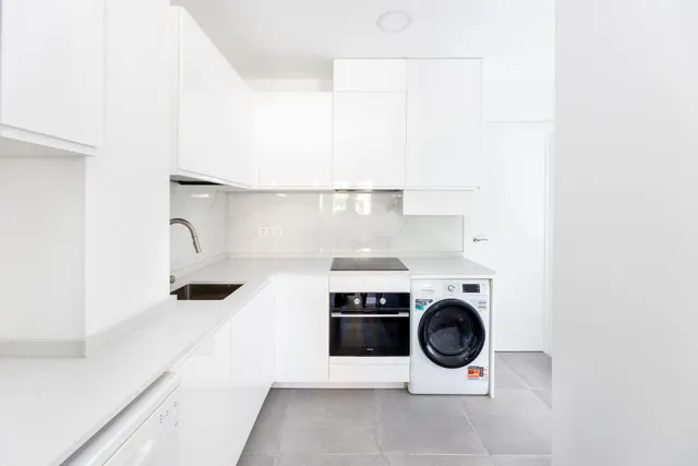 ¡¡¡ INVERSORES !!! GRAN OPORTUNIDAD SE VENDE PISO EN JUAN PABLO II GRANADA — 12