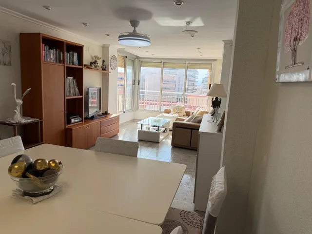 Apartamento en primera línea de playa en gandía con vistas al mar — 7