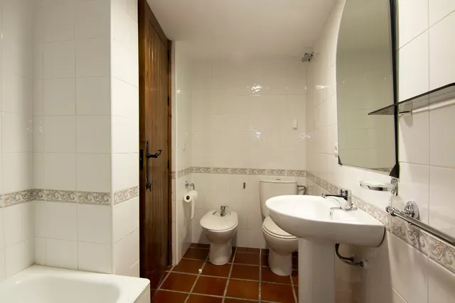 MAGNIFICO CHALET CON PISCINA EN COLINAS BERMEJAS — 5