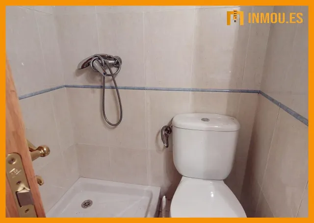 SE VENDE PISO EN CALLE SAINZA, OURENSE — 18