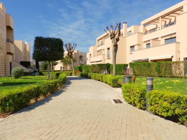 PISO EN COSTA BALLENA CON PISCINA, PADEL, GARAJE Y TRASTERO — 30