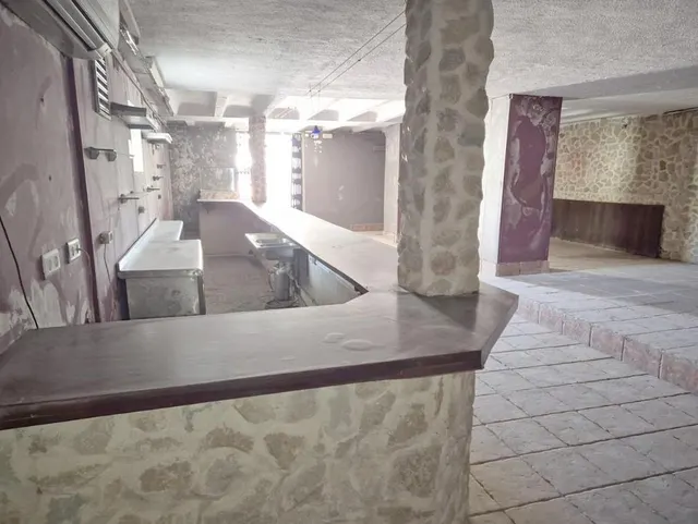 LOCAL COMERCIAL EN VENTA GANDIA (VALENCIA) — 2
